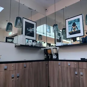 ジョムフ エイネ ホテル